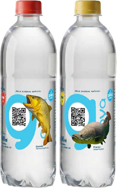 Duas garrafas Goyá 500ml da série Peixes do Cerrado Goiano, rótulos Dourado e Piranha